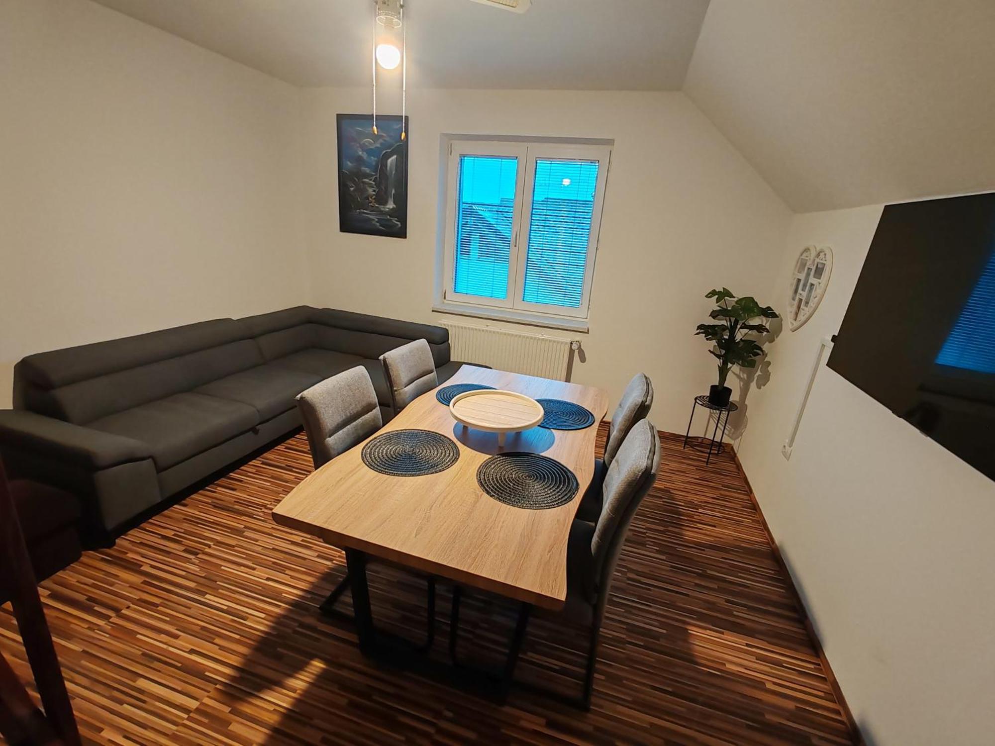 Apartments Malivojevic Zirovnica ภายนอก รูปภาพ