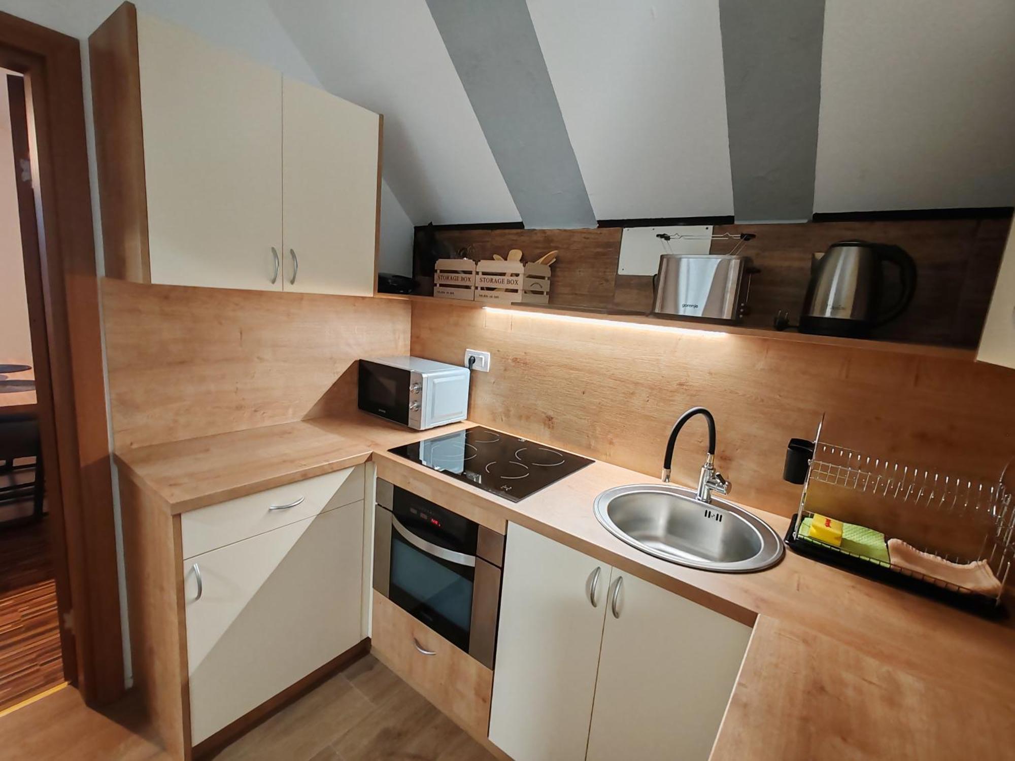 Apartments Malivojevic Zirovnica ภายนอก รูปภาพ